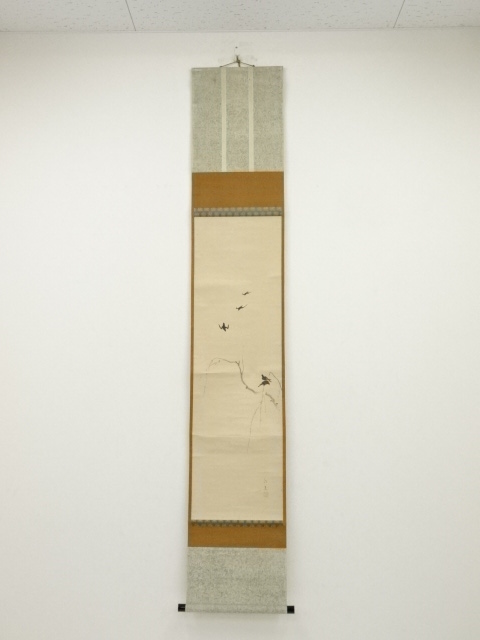 JAPANESE HANGING SCROLL / HAND PAINTED / BIRDS